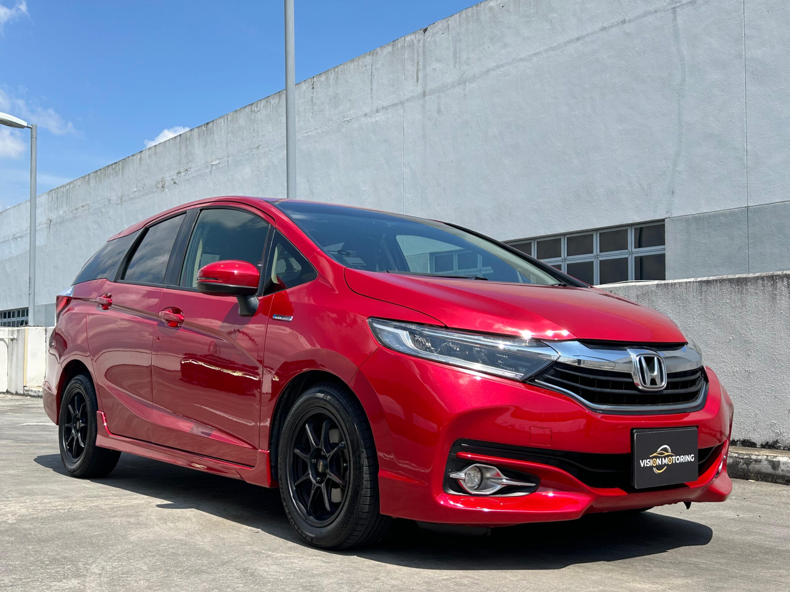 Honda Shuttle Hybrid 1.5A