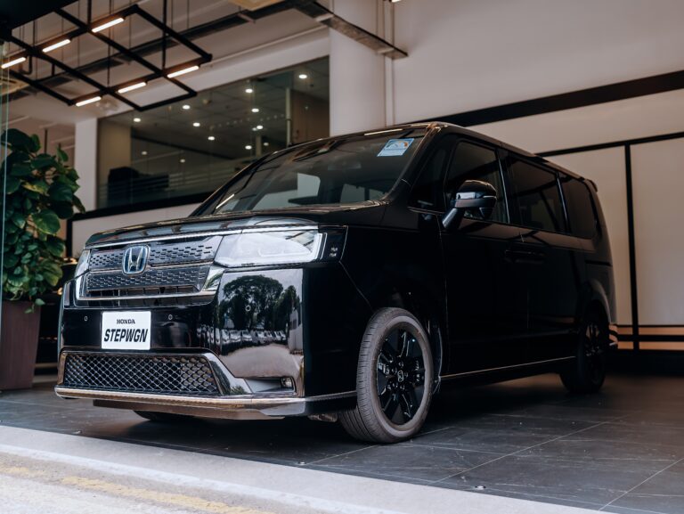 Honda Stepwagon 2.0 e:HEV Spada
