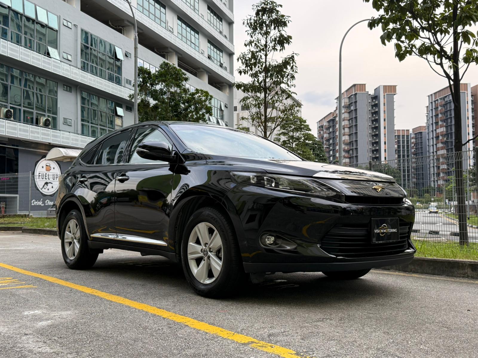 Toyota Harrier 2.0A Elegance