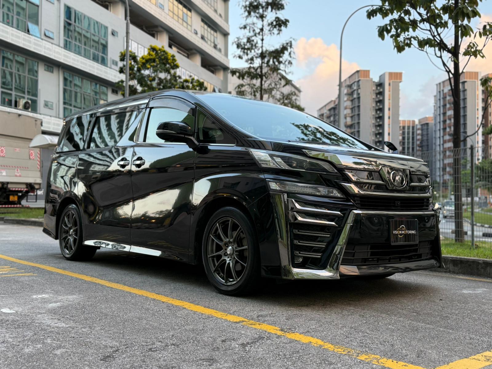 Toyota Vellfire 2.5A Z G-Edition Moonroof