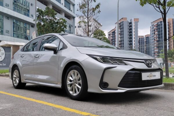 Toyota Corolla Altis 1.6A Standard