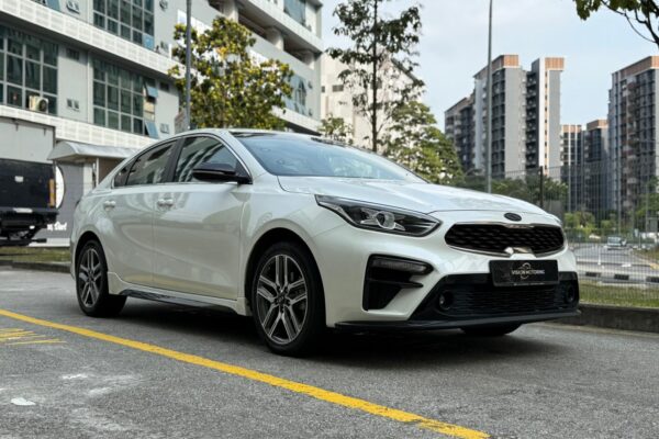 Kia Cerato 1.6A GT Line Sunroof