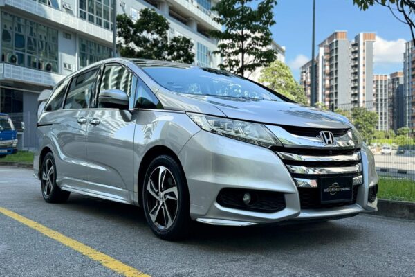 Honda Odyssey 2.4A EXV-S Sunroof