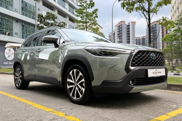 Toyota Corolla Cross Hybrid 2.0A Premium