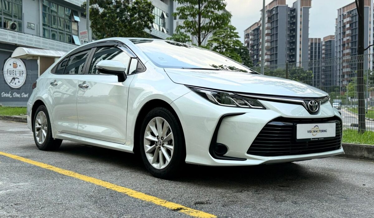 Toyota Corolla Altis 1.6A Standard