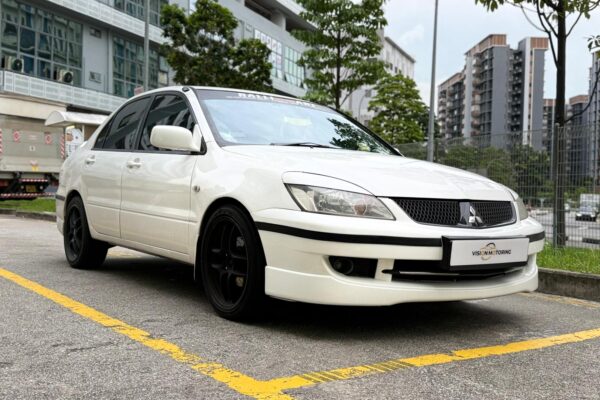 Mitsubishi Lancer 1.6A GLX
