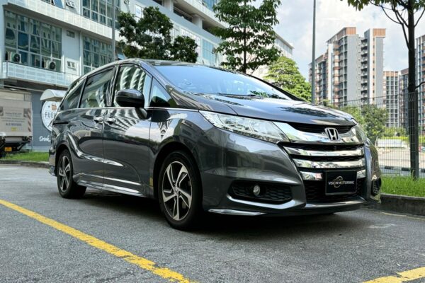 Honda Odyssey 2.4A EXV-S Sunroof