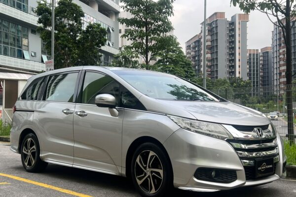 Honda Odyssey 2.4A EXV-S Sunroof