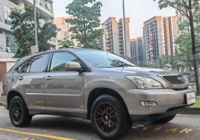 Toyota Harrier 2.4A